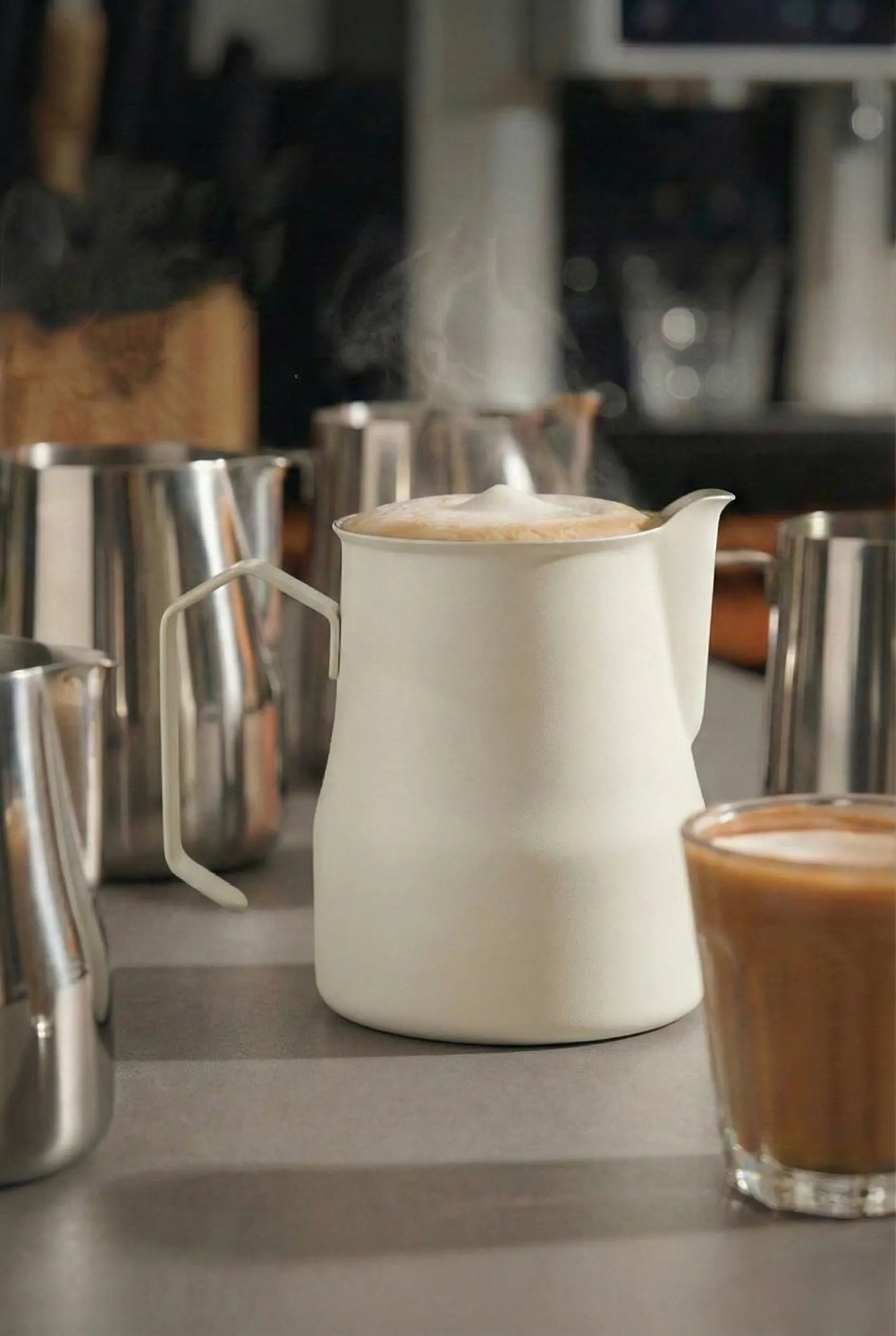 500 ml Beyaz Paslanmaz Çelik Pitcher - Kahve Süt Köpürtme Potu