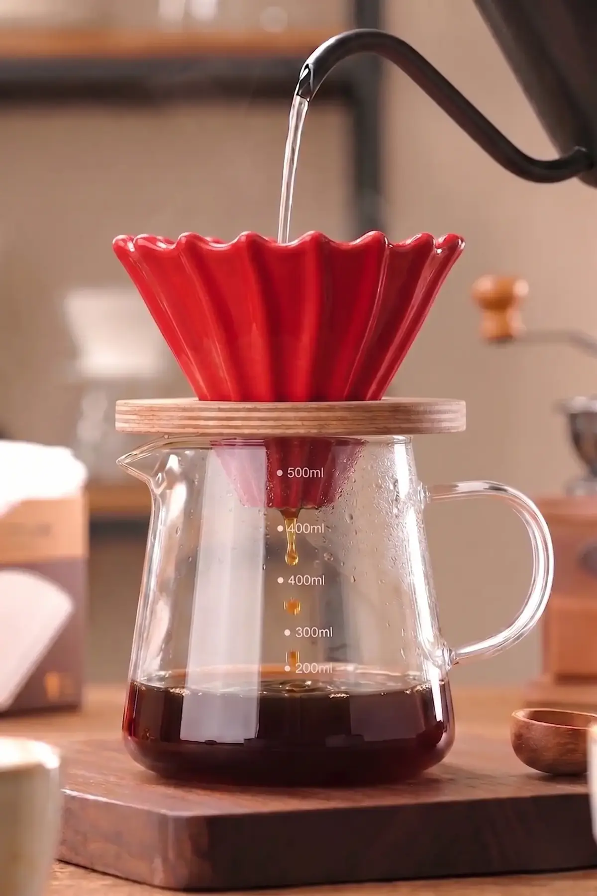 Kırmızı V60 02 Seramik Dripper Kahve Demleme Ekipmanı