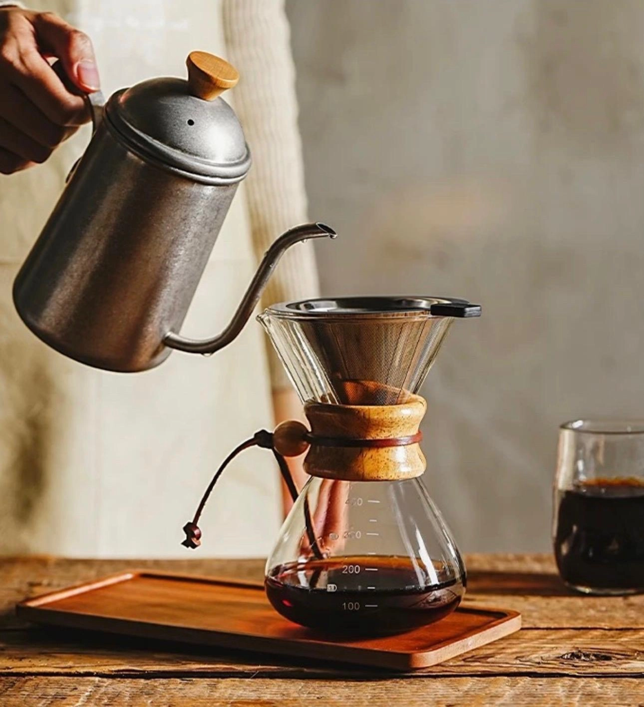 600 ml Ahşap Tutacaklı Chemex Kahve Demleme Ekipmanı